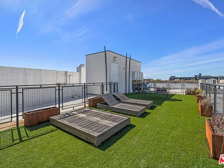 3755 S Canfield Ave #202 — Photo 37