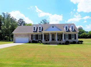 136 Morningside Dr, Guntersville, AL 35976