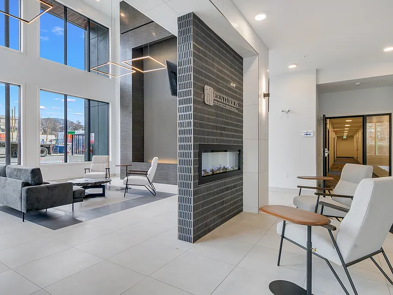 220 Aurora Cres — Photo 11