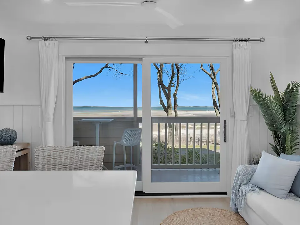 239 Beach City Rd #1103