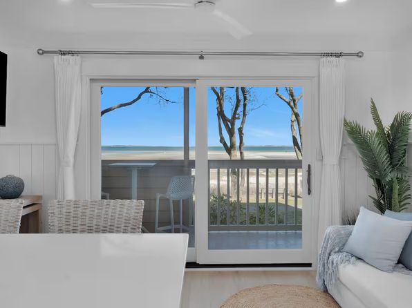 239 Beach City Rd APT 1103