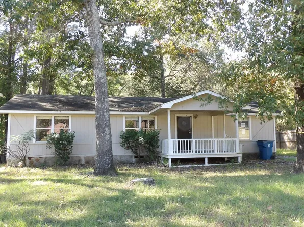 1605 Larissa St, White Oak, TX 75693