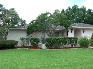 7036 Bramblewood Dr, Port Richey, FL 34668