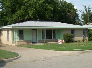 9208 Lanham Dr, Fort Worth, TX 76108