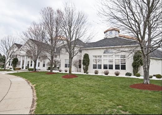 3rd image of 1505 Pointe View Dr