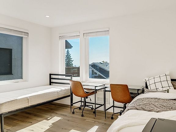 5th image of 2350 Prospect St #256-10609