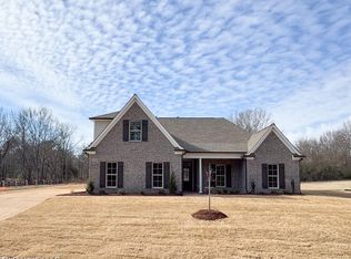 969 Lucas Ln, Hernando, MS 38632