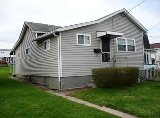 1021 Beacon St, Natrona Heights, PA 15065