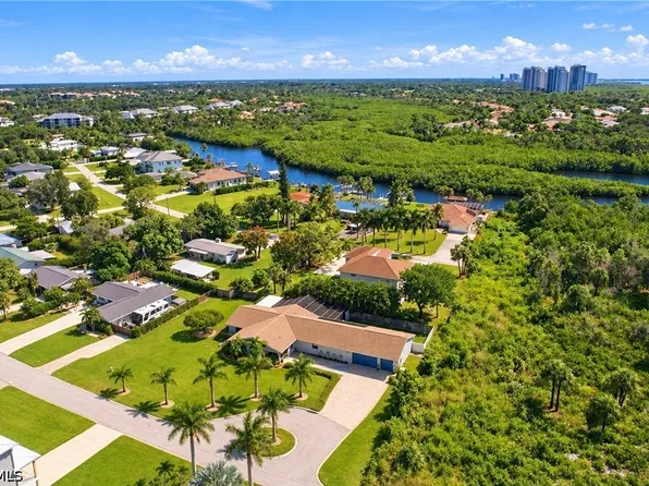 4973 Royal Palm Dr, Estero, FL 33928