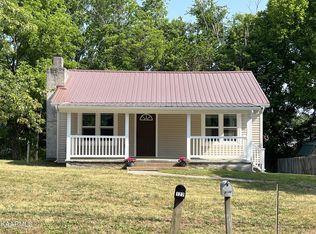 2130 Big Springs Rd, Maryville, TN 37801