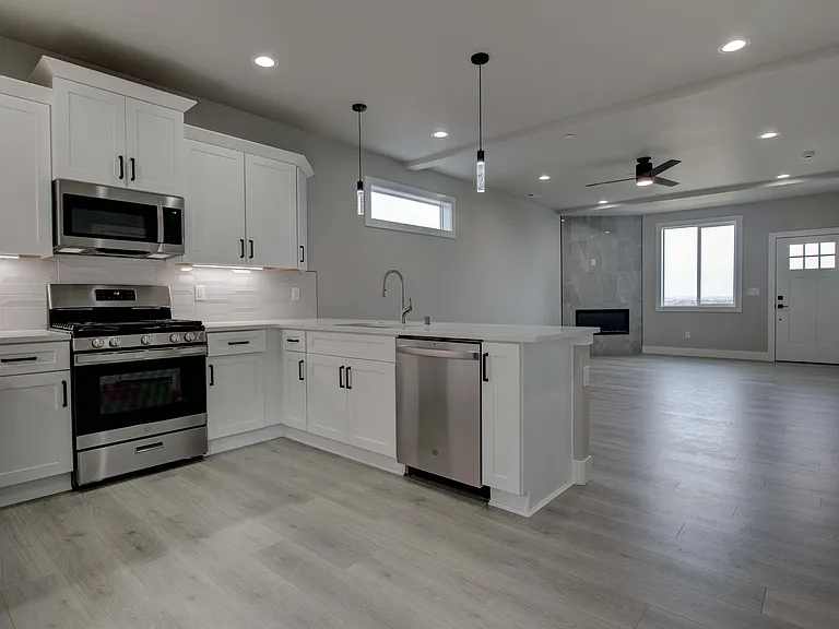 806 Rio Vista Loop — Photo 3