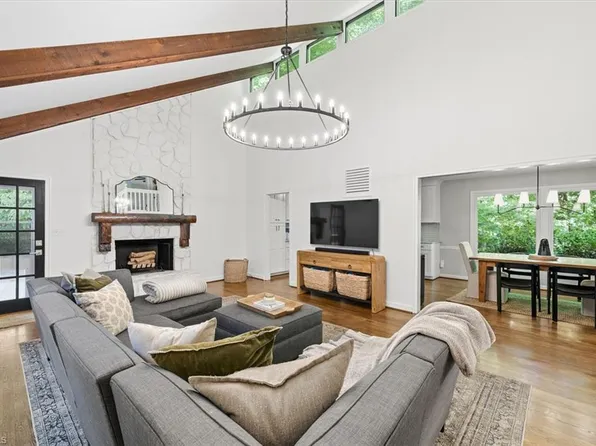 4432 Cooper Rd, Winston Salem, NC 27127