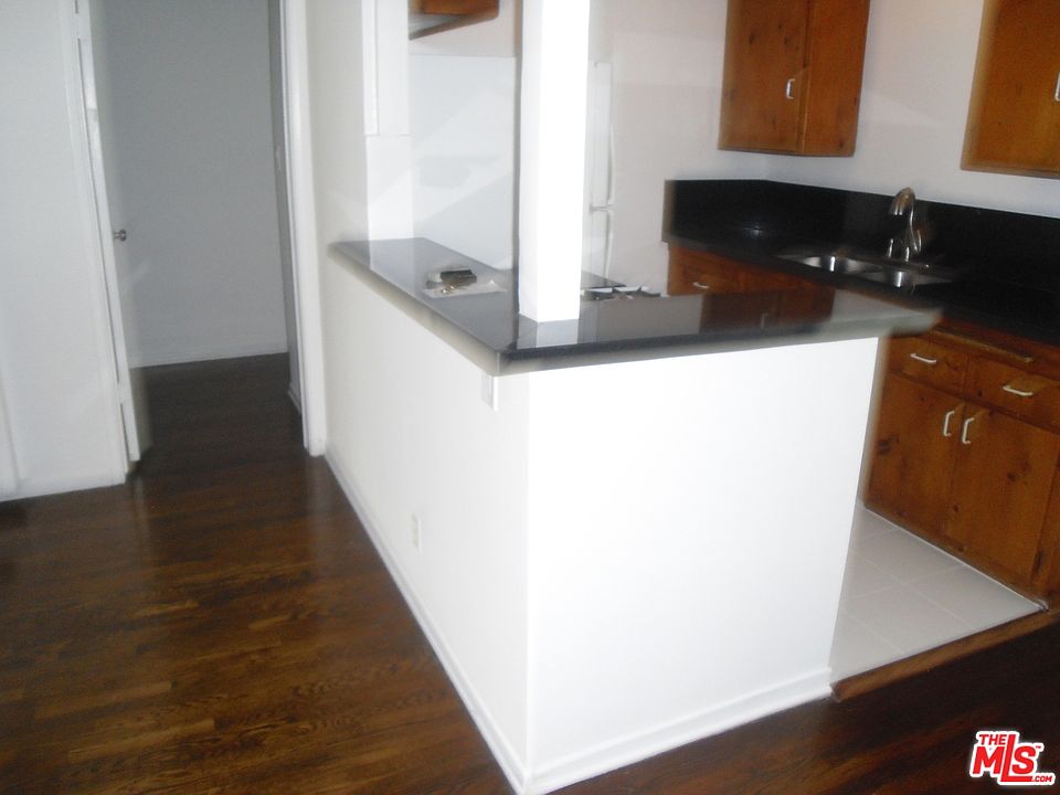 2nd image of 22860 Pacific Coast Hwy APT 203