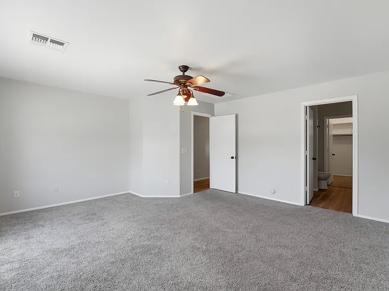41628 W Hillman Dr — Photo 30