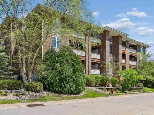 2592 Cascade Ln, Iowa City, IA 52246