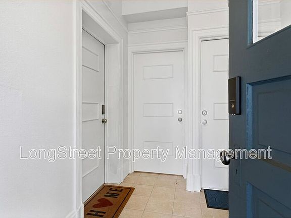 5th image of 2338 NW Hoyt St #A