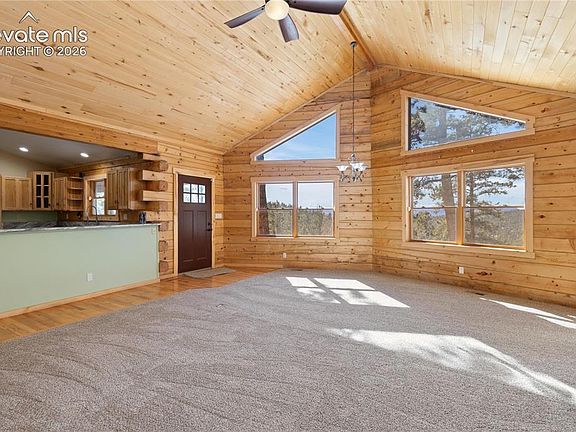 5th image of 1910 Wildhorn Rd
