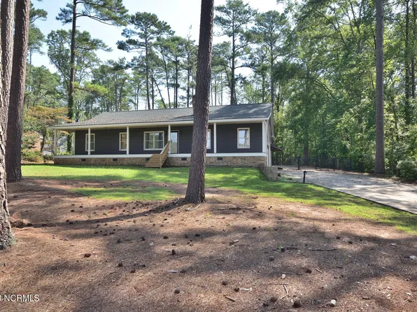 1605 N Old Carriage Road, Rocky Mount, NC 27804