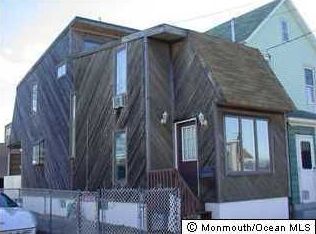 40 Church St, Sea Bright, NJ 07760