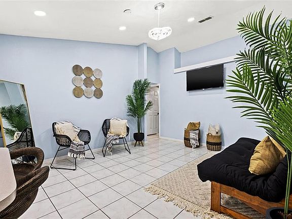4th image of 5102 N MACDILL AVENUE
