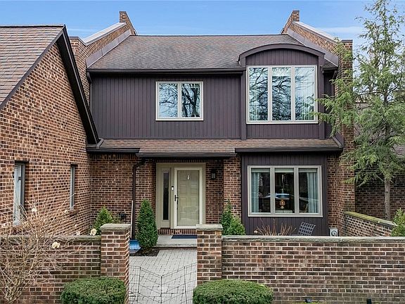 3rd image of 61 Hidden Ridge Cmn