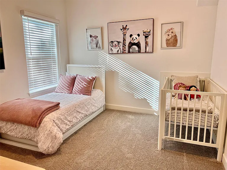 176 Sweeping Valley Dr — Photo 43