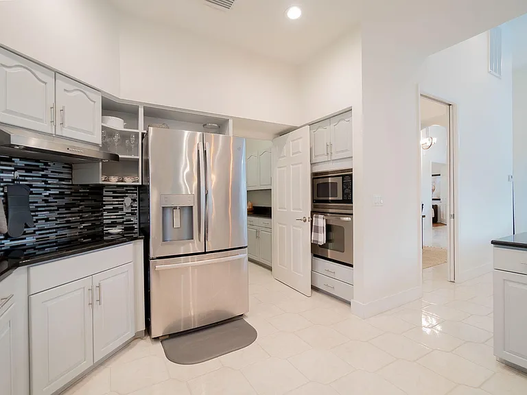 1907 S Club Dr — Photo 11