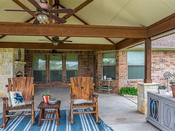 5th image of 128 Yeary Ln
