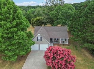 376 Kay Dr, Winder, GA 30680