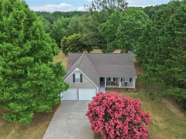 376 Kay Dr, Winder, GA 30680
