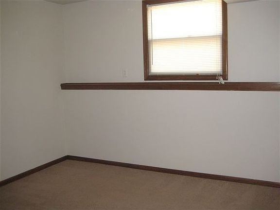 bedroom1
