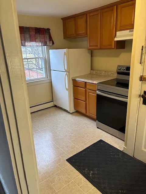 2 bed, 600 sqft, $1,750 — Photo 2