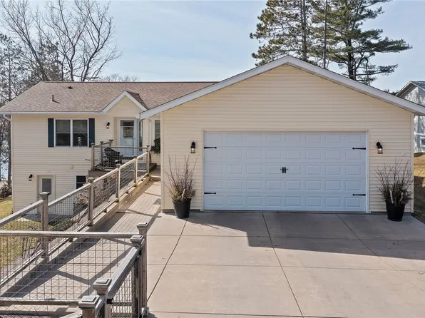 1095 Jeffery Boulevard, Cumberland, WI 54829