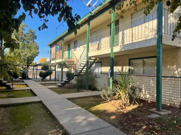 673 N Cypress Street, Woodlake, CA 93286