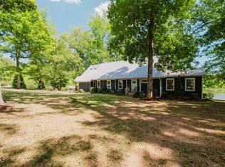 370 Robinson Ferry Rd, Macon, NC 27551