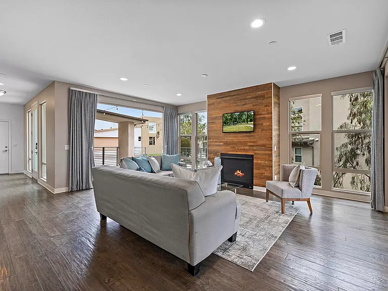 5967 Shaw Lopez Row — Photo 8