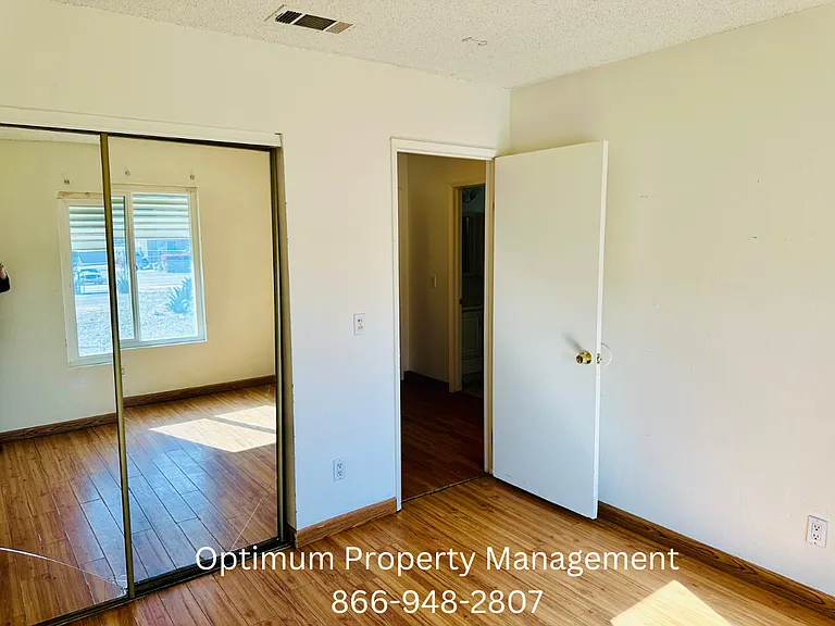 7578 Paisley Ave — Photo 31