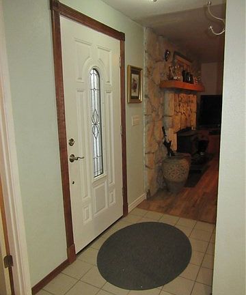 5th image of 5709 Camelot Dr SW
