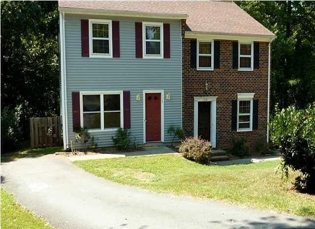 For rent is Blue Townhouse