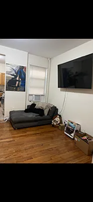 Living room, photo 2