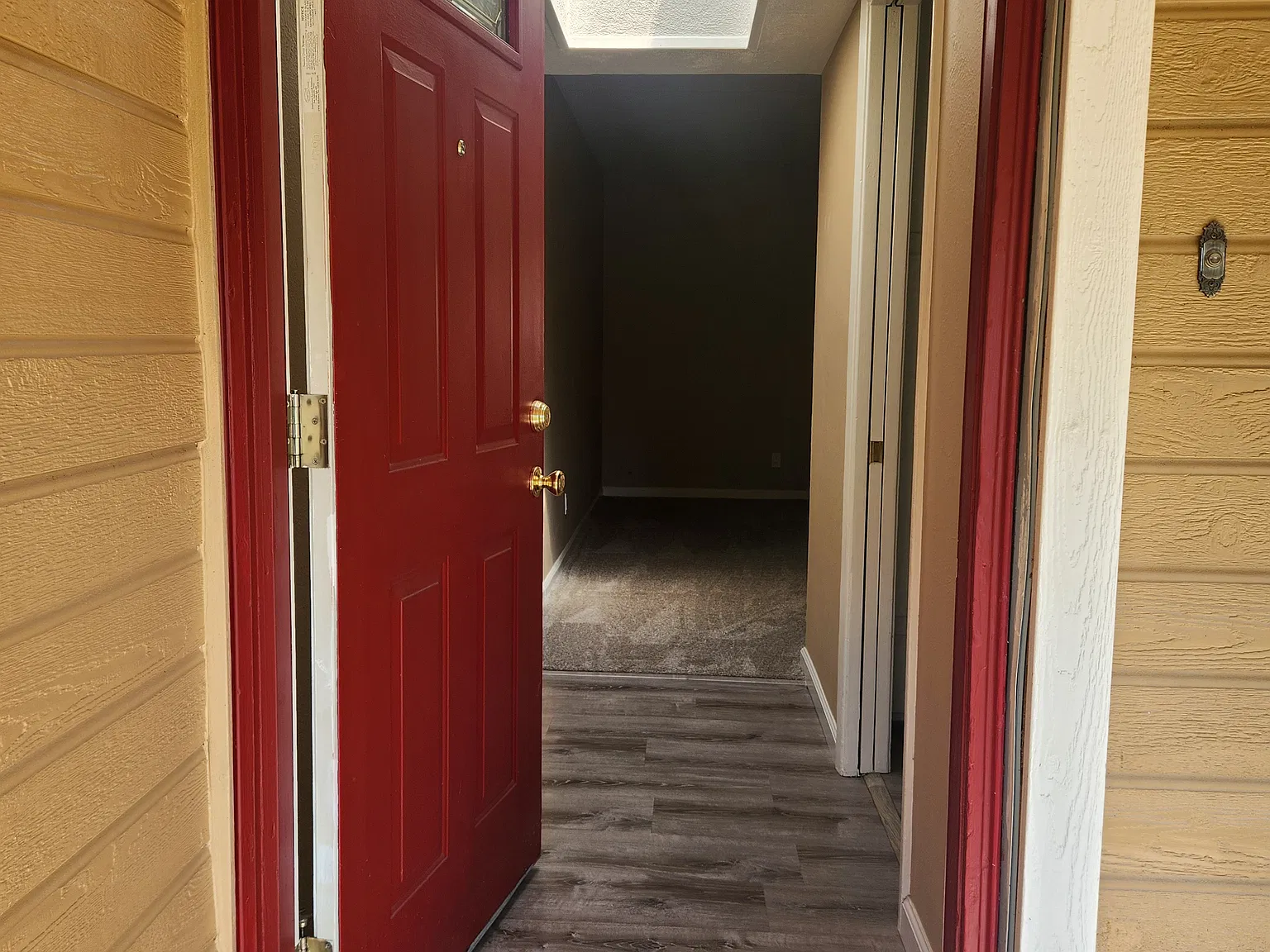 2 bed, $2,500 — Photo 2