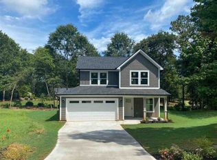 824 Pirate Cv, Inman, SC 29349