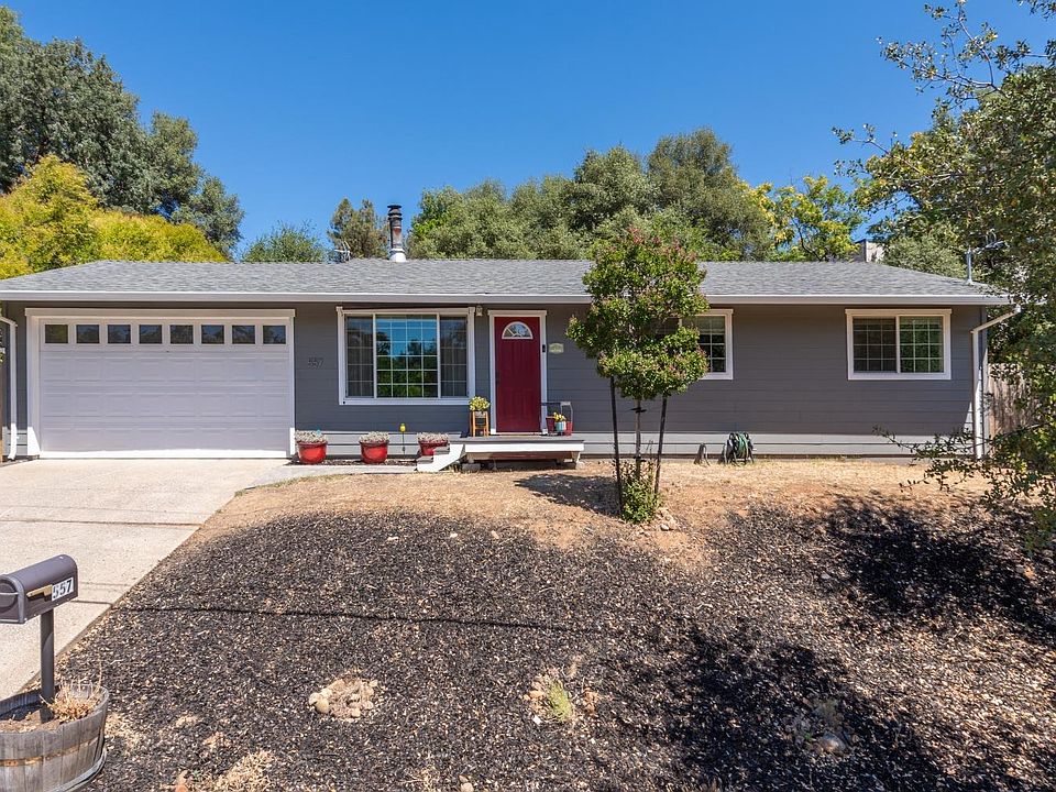1st image of 557 Fairview Dr