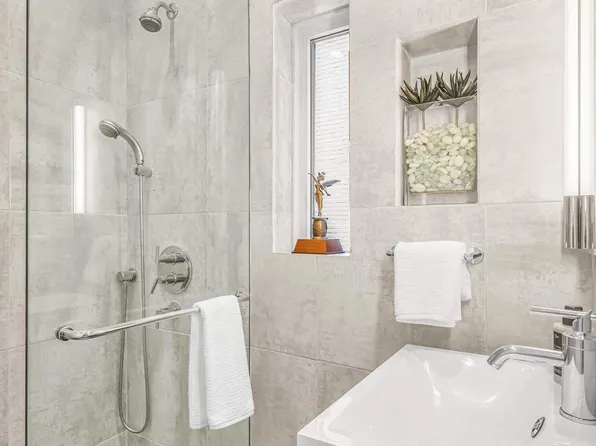 66 East 83rd Street image 8 of 10