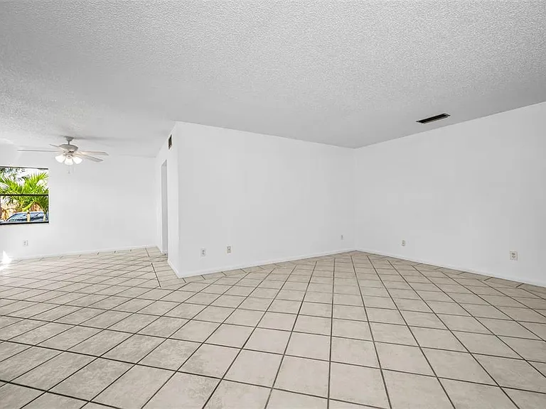 10626 Longwood Dr #102 — Photo 8