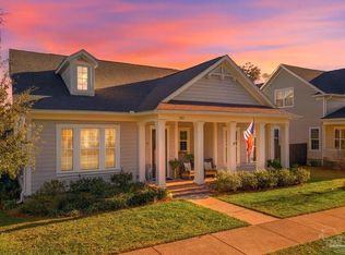 407 Sweetgrass Ln, Niceville, FL 32578