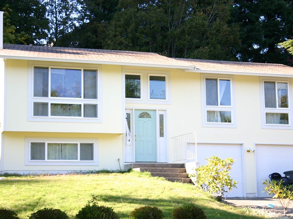 1st image of 2718 Fircrest Dr SE