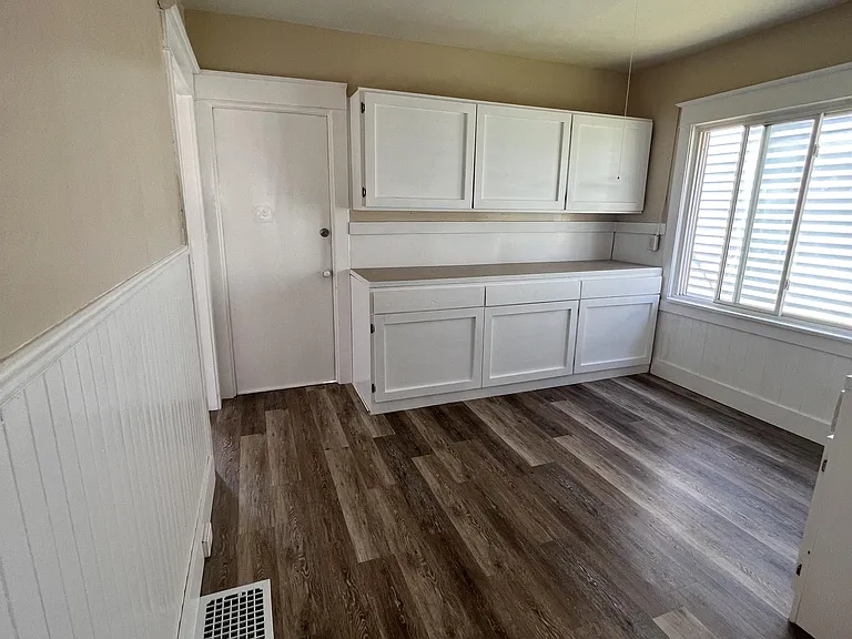 310 Chelsea Pl — Photo 16