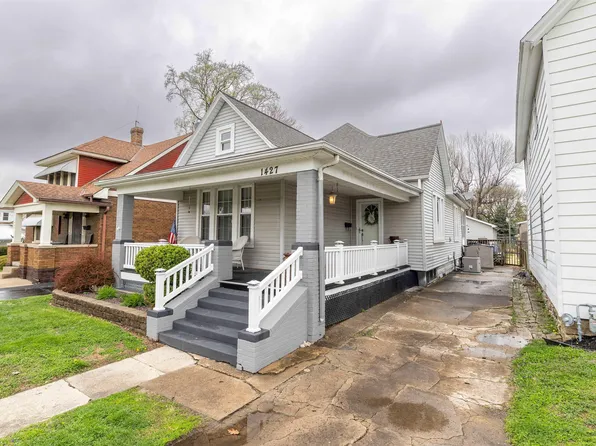 1427 Spruce St, Quincy, IL 62301