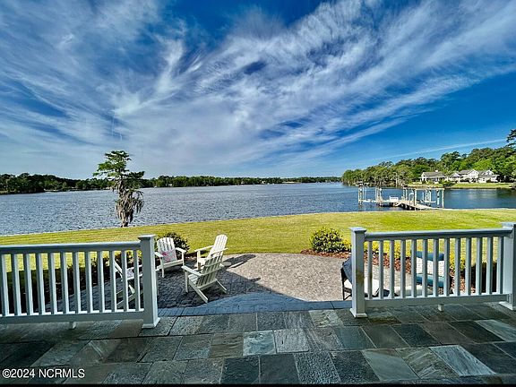 3rd image of 101 Trent Shores Drive